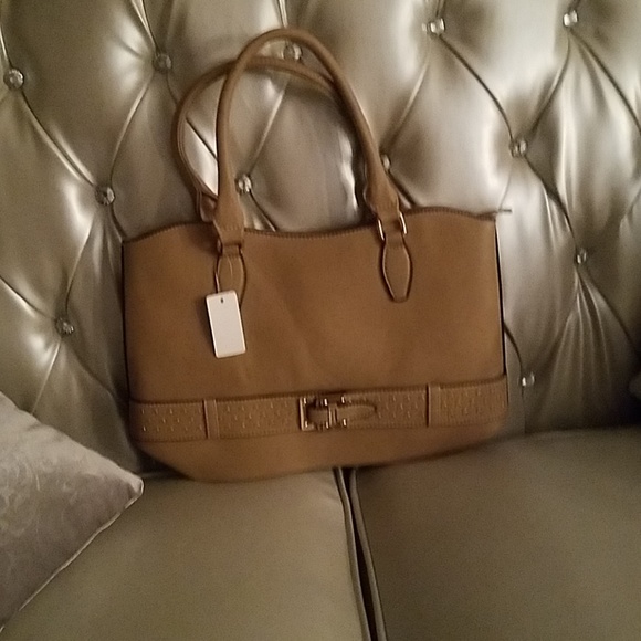 Purses - Picture 5 of 7